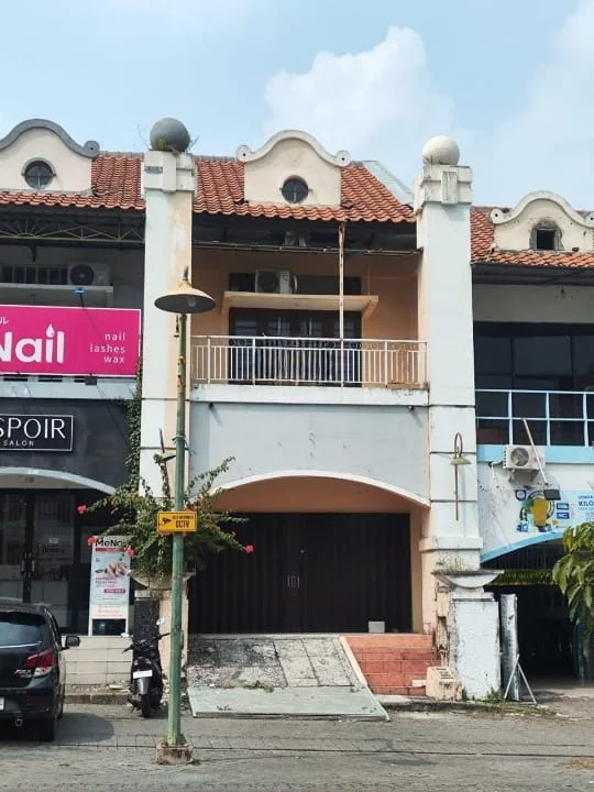 Disewakan Ruko 2 Lantai Taman Internasional Citraland Surabaya