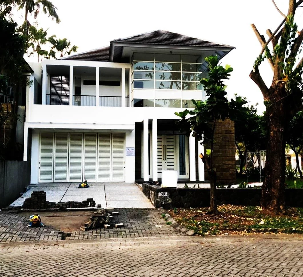 Dijual Rumah Mewah Hook Siap Huni di Diamond Hill Citraland Surabaya Barat