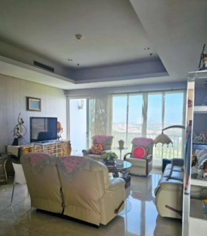 Dijual Apartemen Mewah The Adhiwangsa di Surabaya Barat - Thumbnail 3
