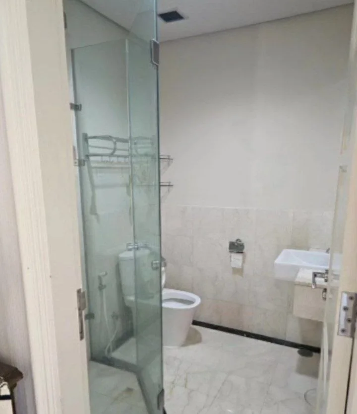 Dijual Apartemen Mewah The Adhiwangsa di Surabaya Barat - Thumbnail 7