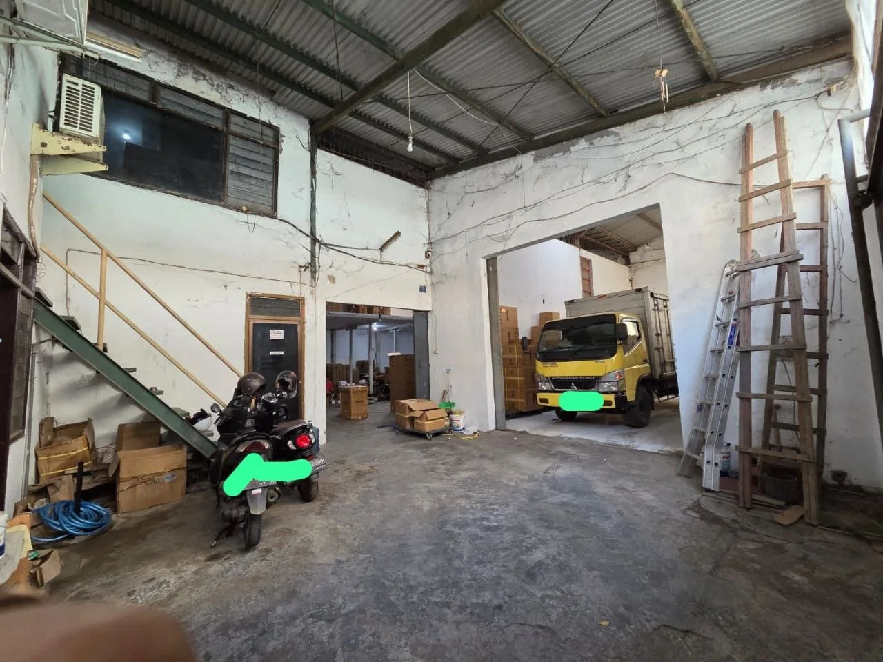 Dijual/Disewakan Gudang Luas Strategis di Jalan Lebak Sari Surabaya Utara - Thumbnail 2