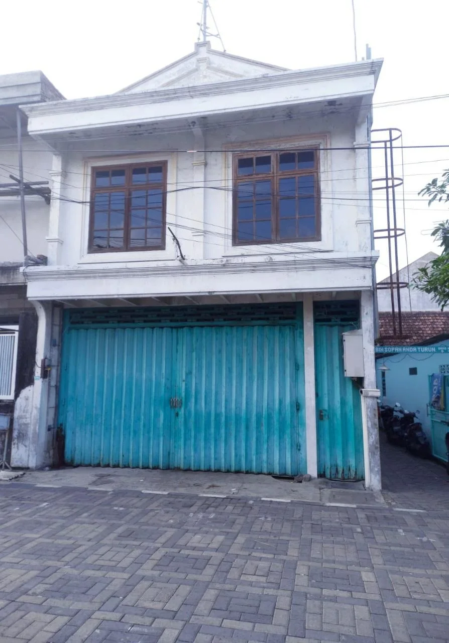 Dijual Ruko Strategis di Jalan Bratang Gede Surabaya Selatan