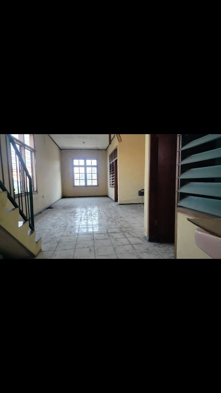 Dijual Ruko Strategis di Jalan Bratang Gede Surabaya Selatan - Thumbnail 7