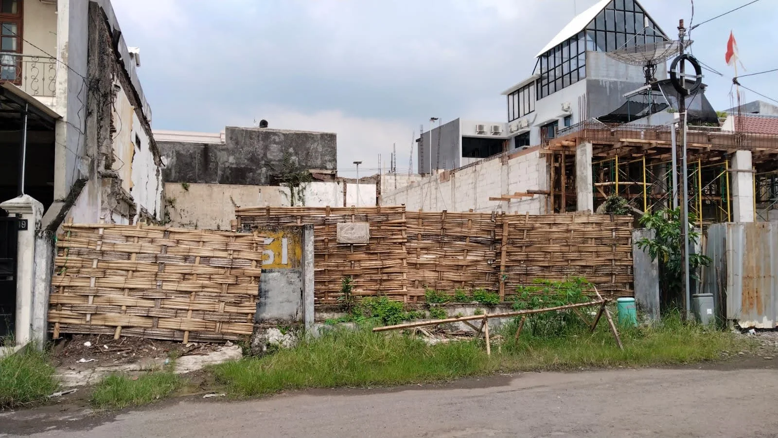 Dijual murah tanah strategis di kawasan Manyar Rejo Surabaya Timur