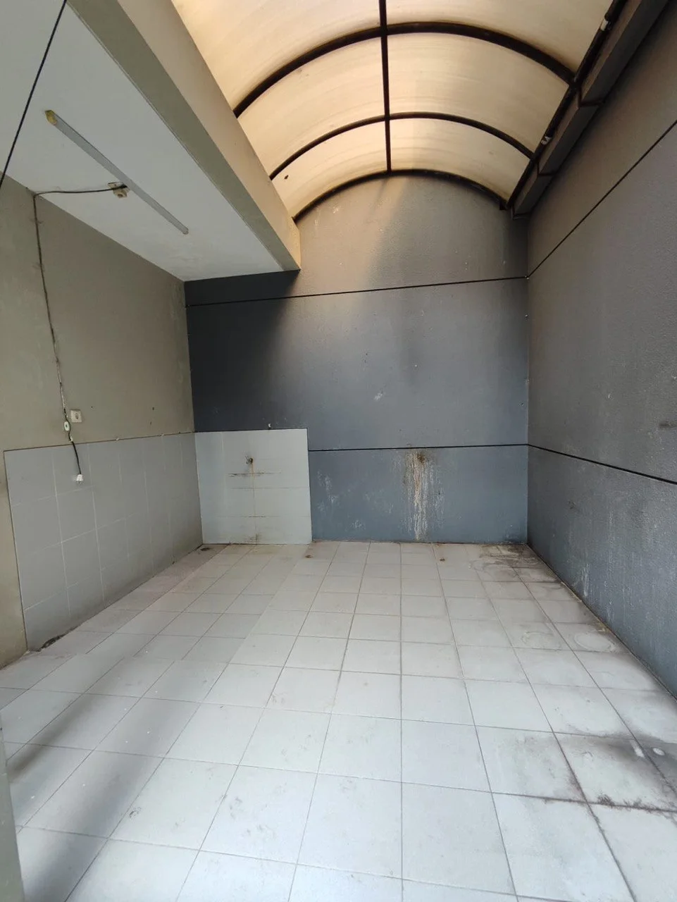 Disewakan Rumah Mewah 2 Lantai Siap Huni di Diamond Hill Citraland Surabaya Barat - Thumbnail 8