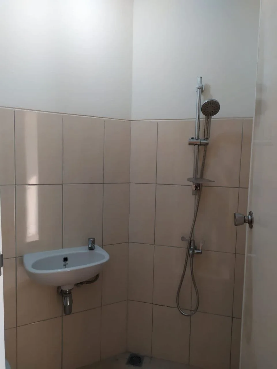 Dijual Apartemen Nyaman Kawasan Strategis di Pavilliun Permata Surabaya Barat - Thumbnail 5