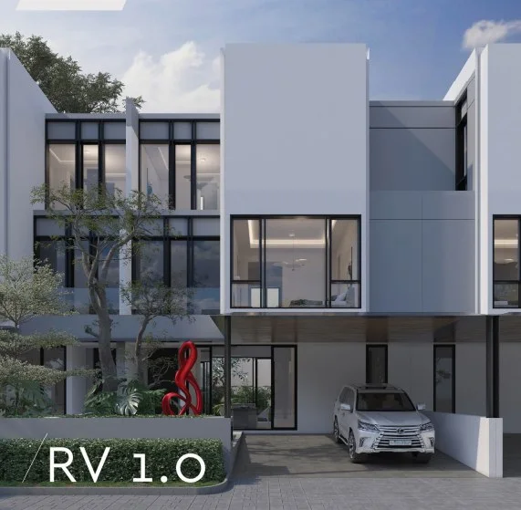 Jual Rumah Mewah Primary Lokasi Premium di Dian Istana Surabaya Barat - Image 1