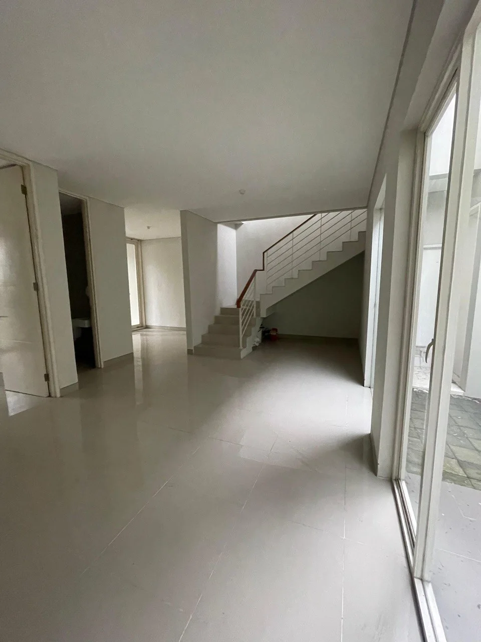 Jual Rumah Baru di Greenlake Citraland Utara Surabaya Barat - Thumbnail 6