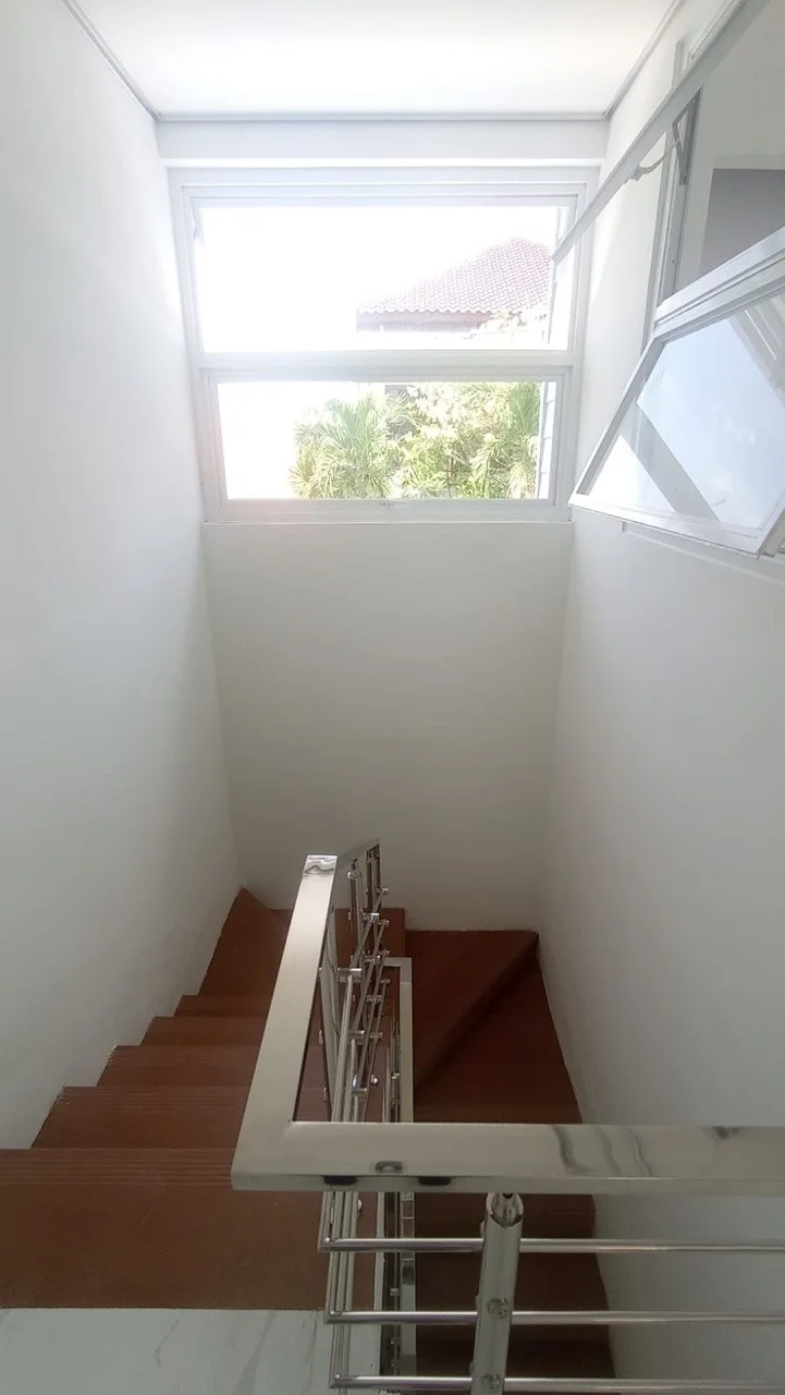 Dijual Rumah Baru 2 Lantai di International Village Citraland Surabaya Barat - Thumbnail 4