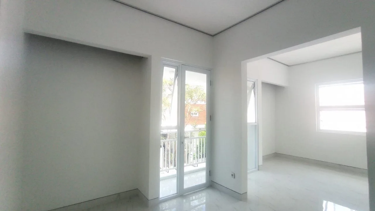 Dijual Rumah Baru 2 Lantai di International Village Citraland Surabaya Barat - Thumbnail 8