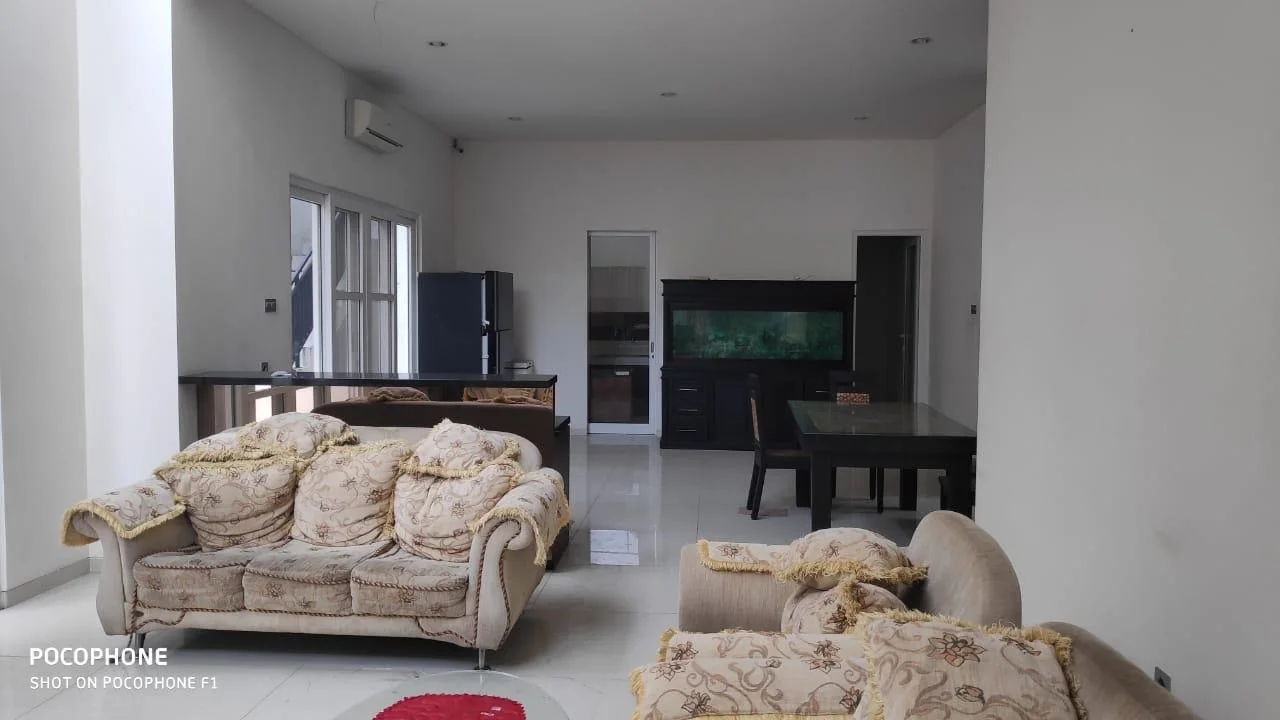 Dijual Rumah Mewah 2 Lantai di San Antonio Pakuwon City Surabaya Timur - Thumbnail 6