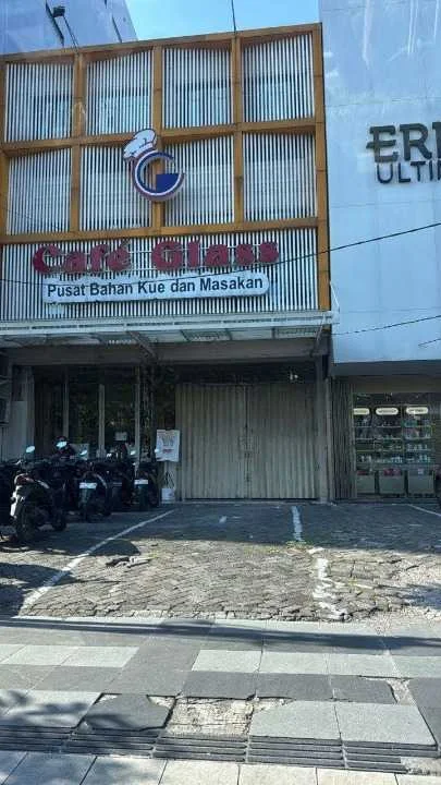 Disewakan Ruko Strategis di Nol Jalan Raya HR Muhammad Surabaya Barat - Image 1