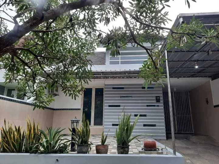 Disewakan Rumah Minimalis Siap Huni di Bukit Palma Citraland Surabaya Barat - Image 1