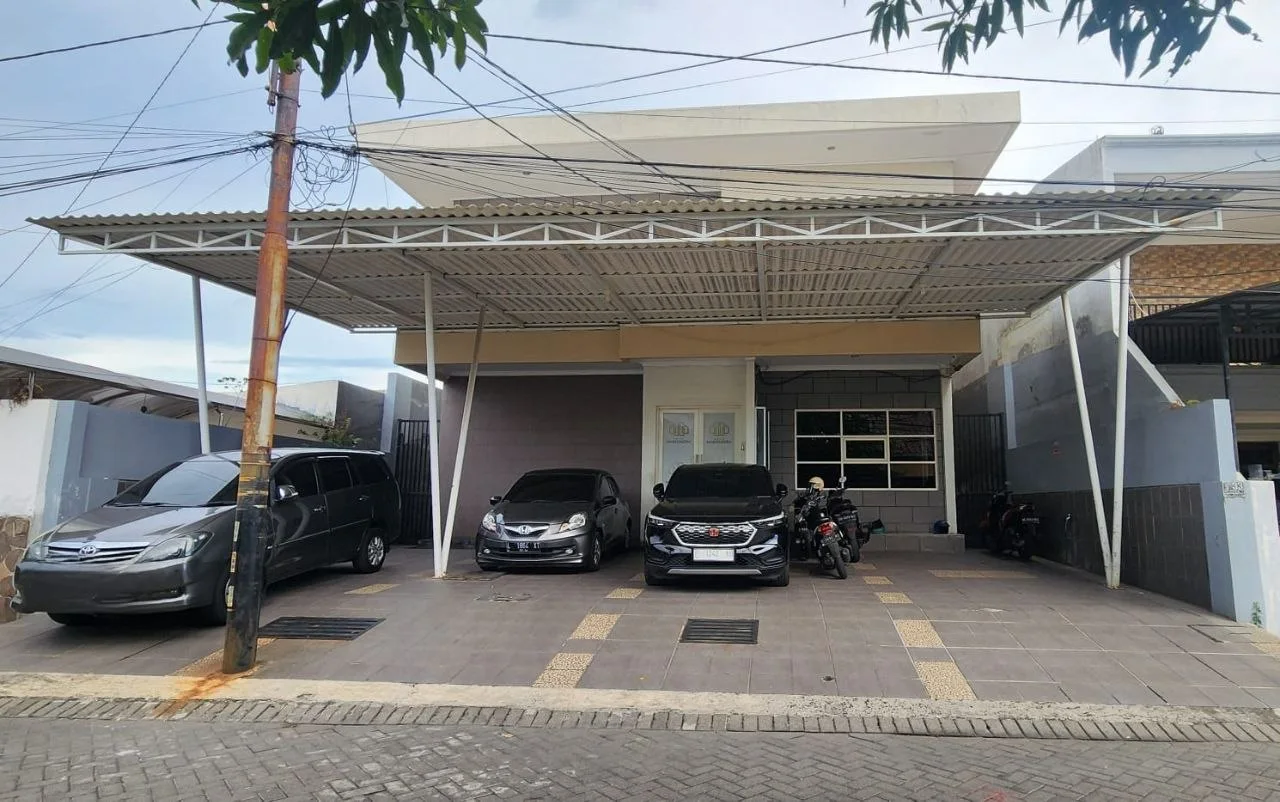 Dijual Rumah Kost Aktif di Jalan Mojoarum Surabaya Timur