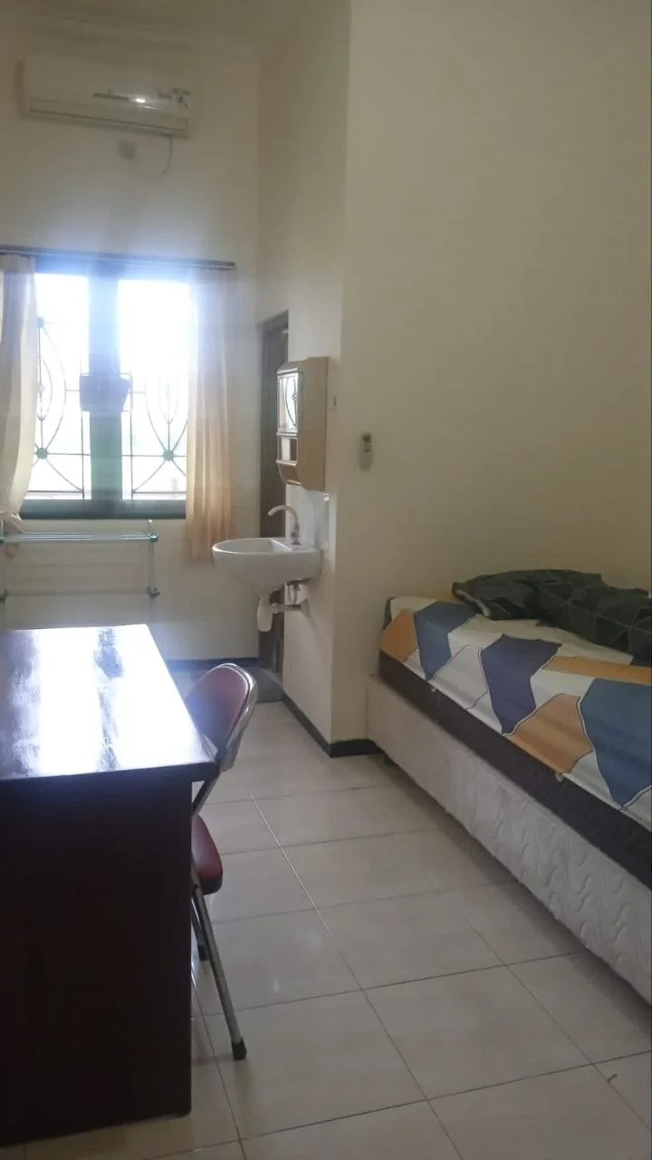 Dijual Rumah Kost Aktif di Jalan Siwalankerto Surabaya Selatan - Thumbnail 4