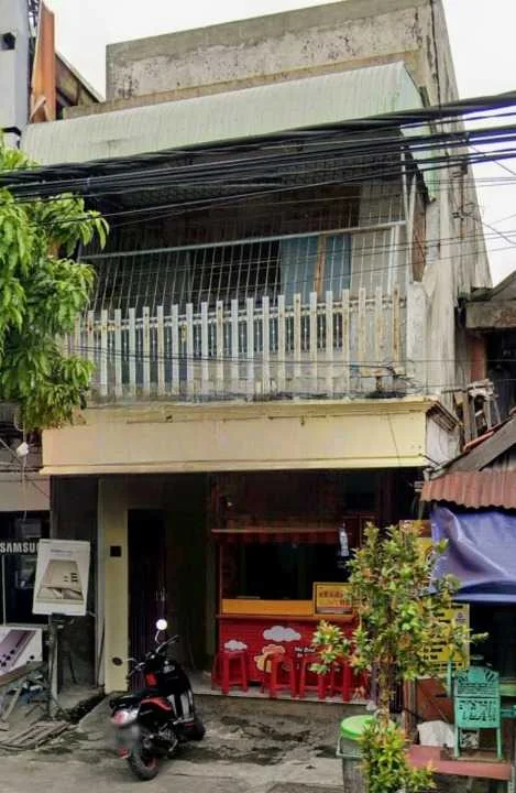 Dijual Ruko Strategis Nol Jalan Raya di Jalan Pacuan Kuda Surabaya Pusat