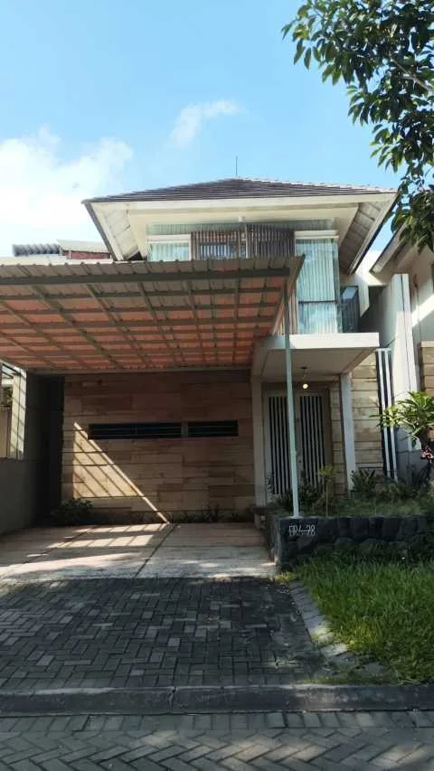 Dijual Rumah Minimalis di Diamond Hill Citraland Surabaya Barat