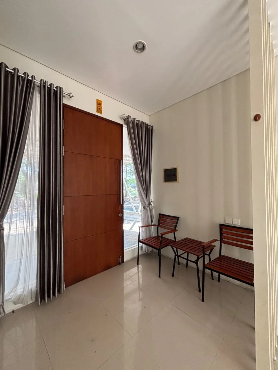 Jual Rumah Siap Huni Northwest Park Lake & Garden View Citraland Surabaya Barat - Thumbnail 3