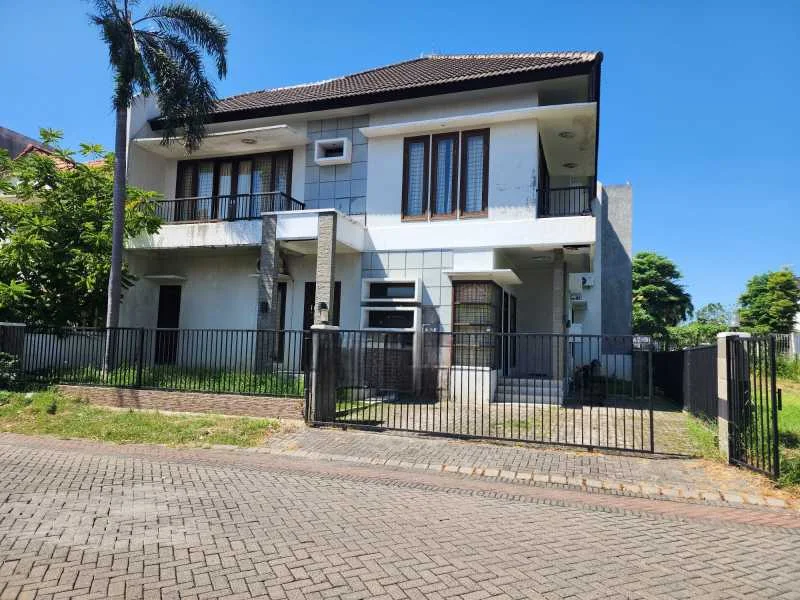 Disewakan Rumah Minimalis di Villa Sentra Raya Citraland Surabaya Barat - Image 1