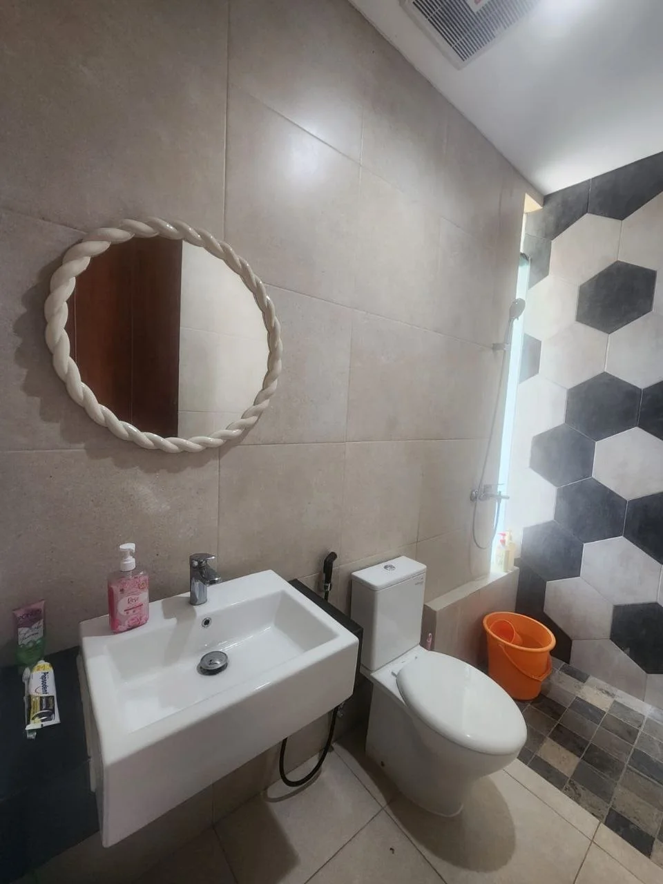 Jual Rumah Baru 2 Lantai Semi Furnished di The Grand Kenjeran Akeno Surabaya - Thumbnail 4