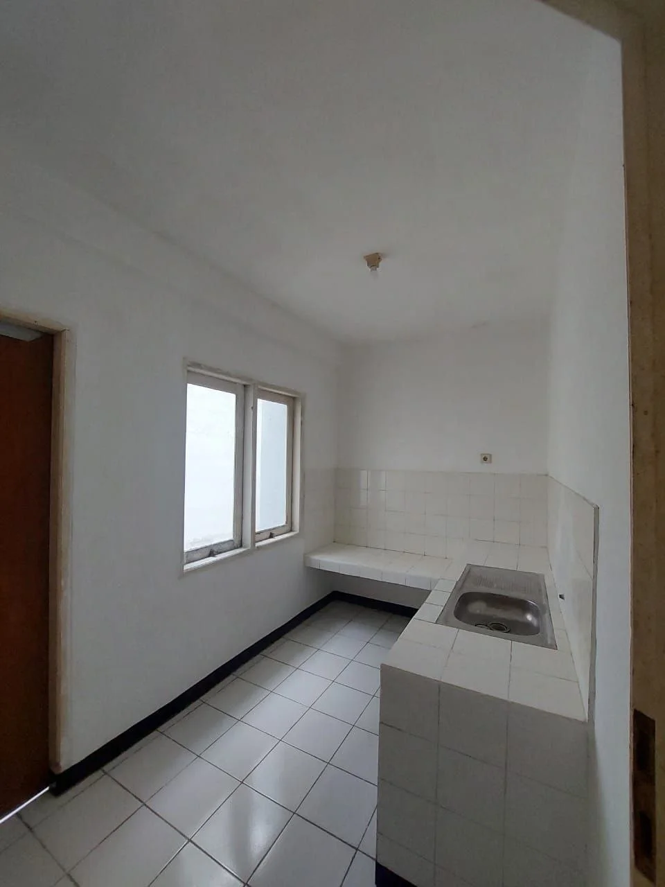 Jual Ruko 2 Lantai Jejer Lokasi Strategis di Jalan Kenjeran Surabaya Utara - Thumbnail 5