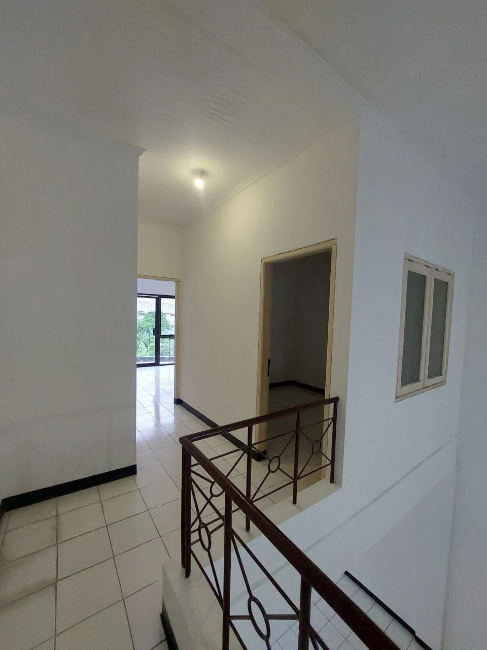 Dijual Ruko Strategis di Jalan Kenjeran Surabaya Utara - Thumbnail 3