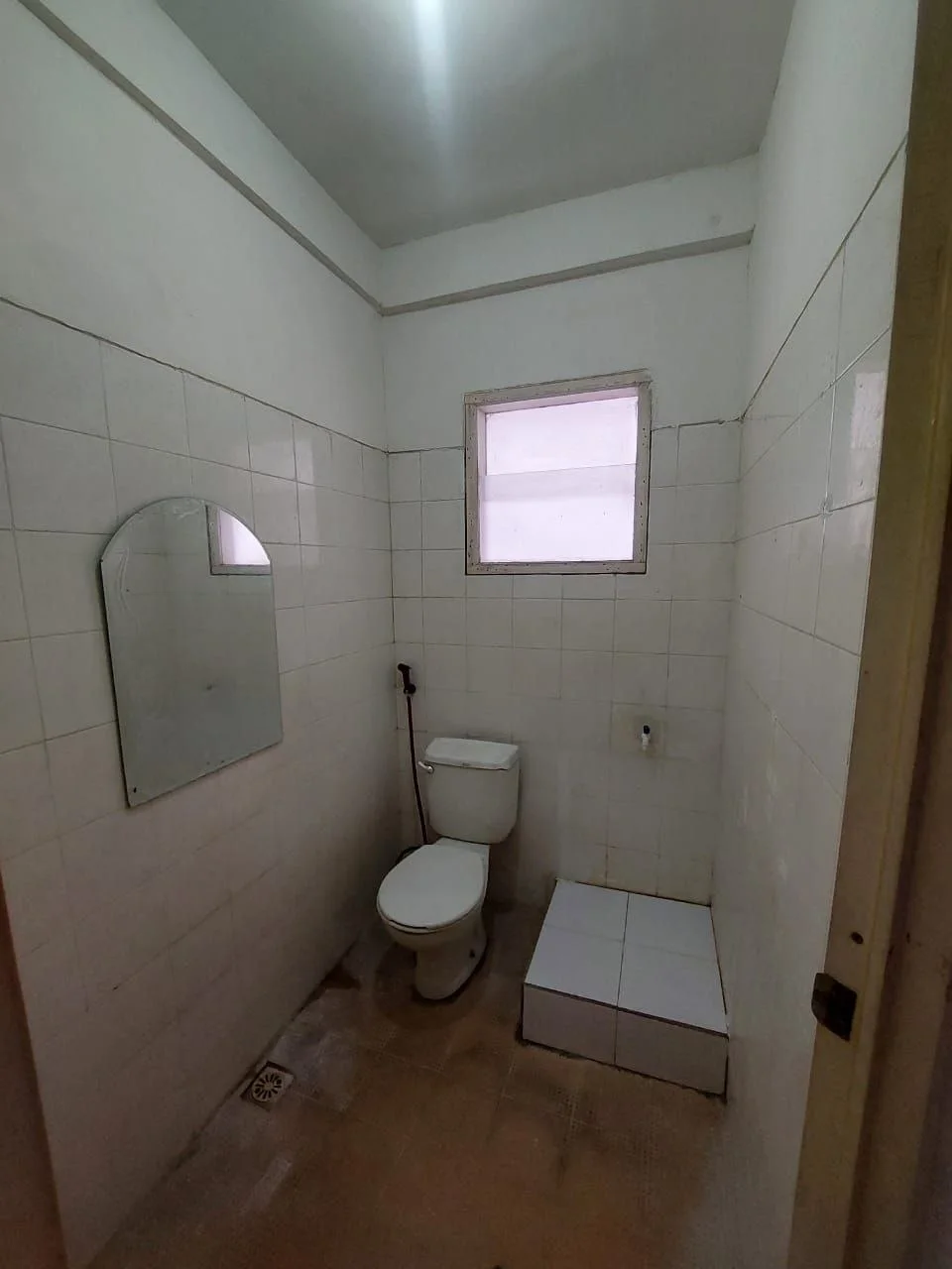 Dijual Ruko Strategis di Jalan Kenjeran Surabaya Utara - Thumbnail 4