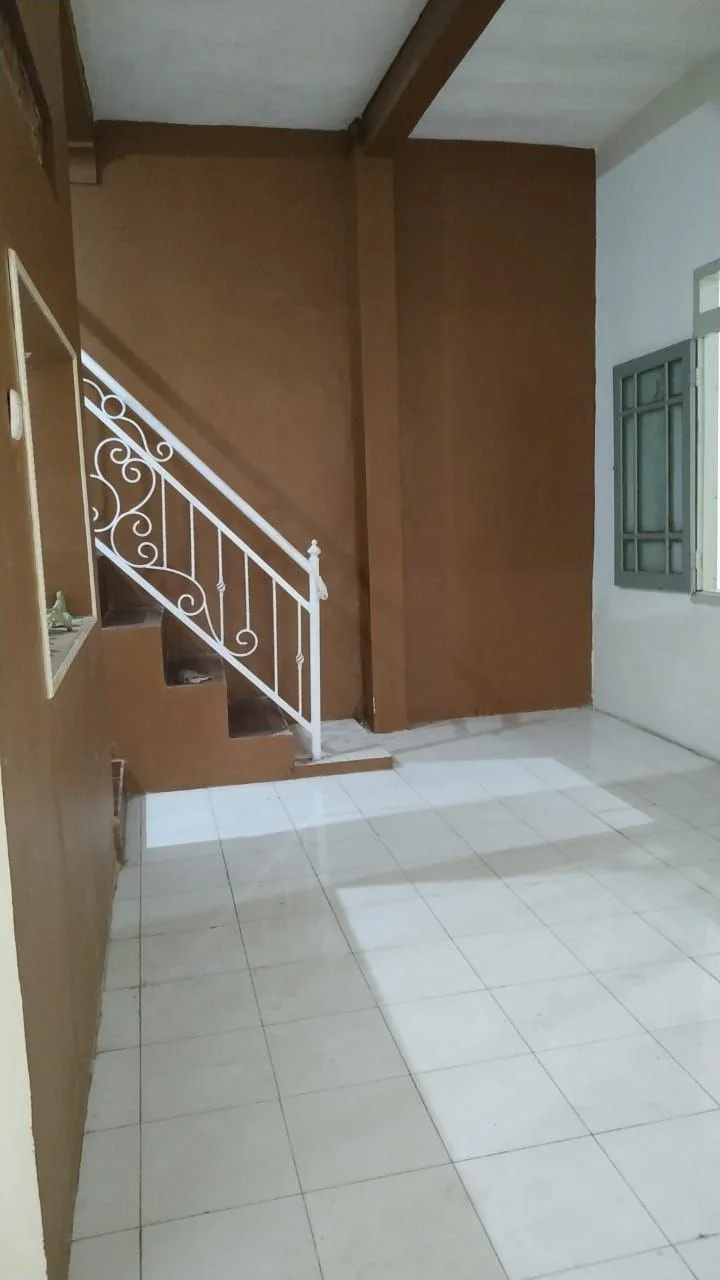 Dijual Rumah 2 Lantai Kawasan Strategis di Perumahan Merpati Juanda Sidoarjo - Thumbnail 2