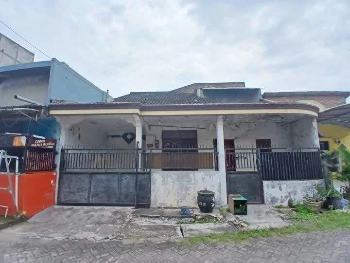 Dijual Murah Rumah 2 Lantai di Pondok Benowo Indah, Surabaya Barat