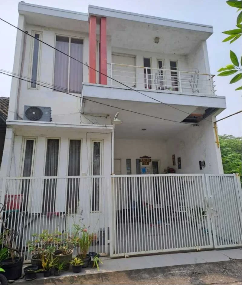 Dijual Rumah 2 Lantai Harga Terbaik di Surabaya Barat