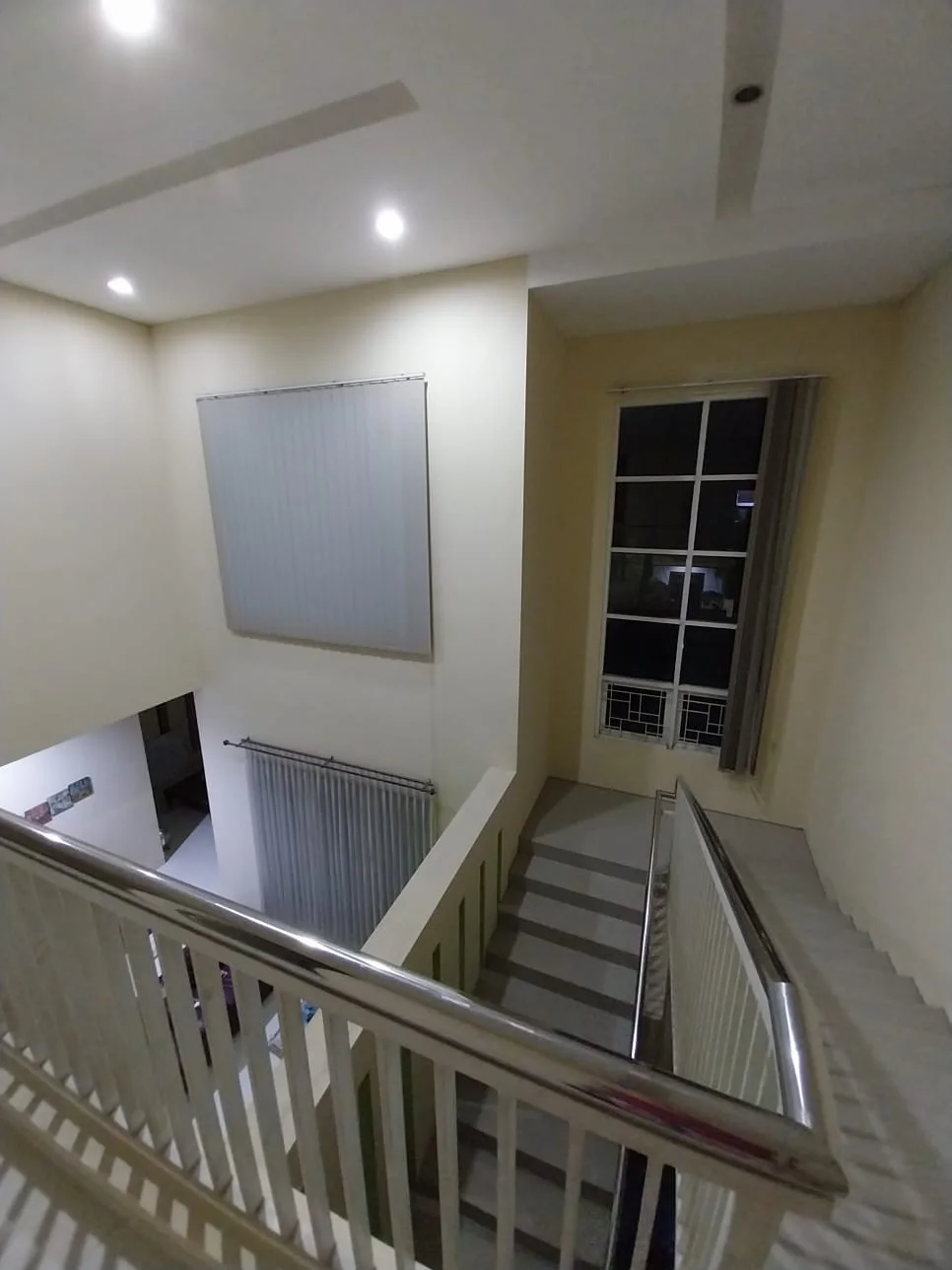 Dijual Rumah 2 Lantai Strategis Dekat Merr dan Transmart di Rungkut Surabaya Timur - Thumbnail 4