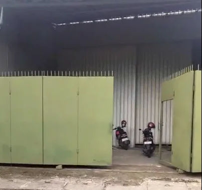 Disewakan Ruko Besar Kawasan Berkembang Kendung, Surabaya Barat - Image 1