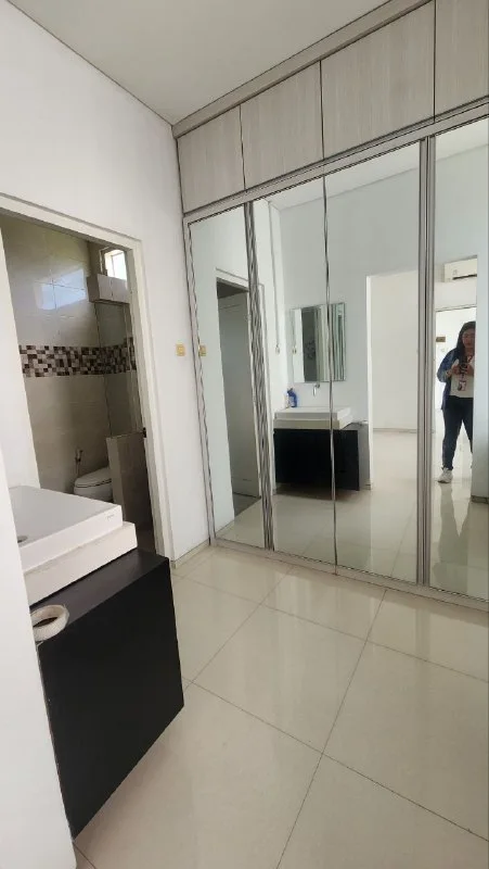 Dijual/Disewakan Rumah Mewah Langka Lokasi Strategis di Perumahan The Gayungsari Surabaya Selatan - Thumbnail 6