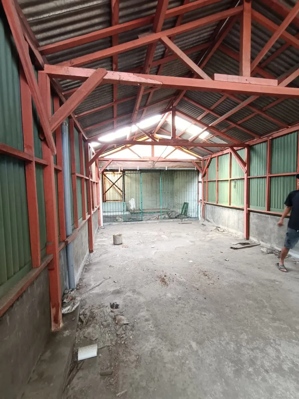 Dijual Cepat Ruko 3,5 Lantai di Pengampon Square Surabaya Pusat - Thumbnail 2