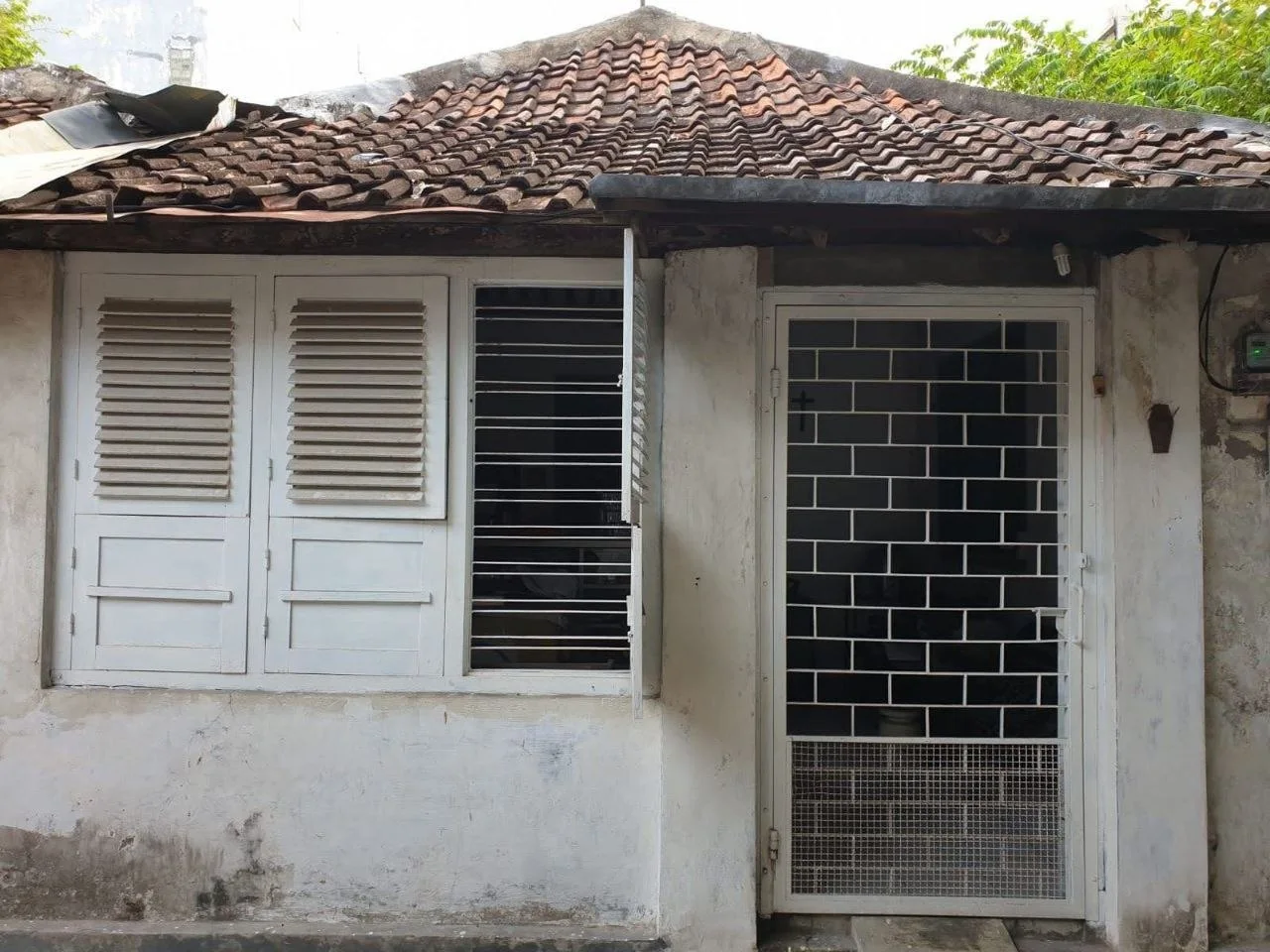 Dijual Rumah Hitung Tanah Kalianyar Wetan Surabaya Pusat
