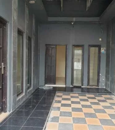 Dijual Rumah Dekat Mall Ciputra World Kawasan Gunungsari, Surabaya Barat - Thumbnail 2