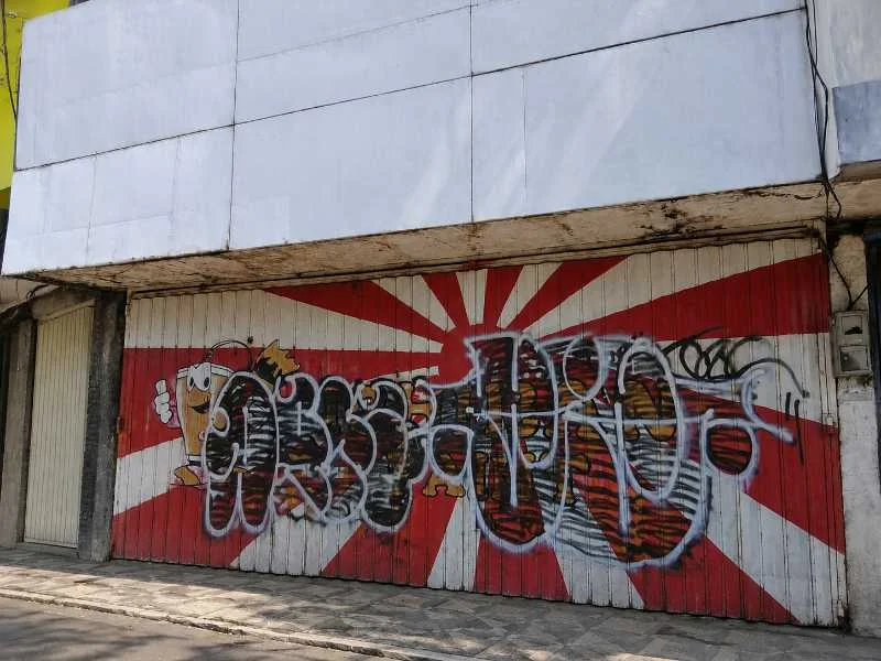 DIJUAL Ruko 2 Lantai di Sentra Perdagangan, Baliwerti, Surabaya Pusat