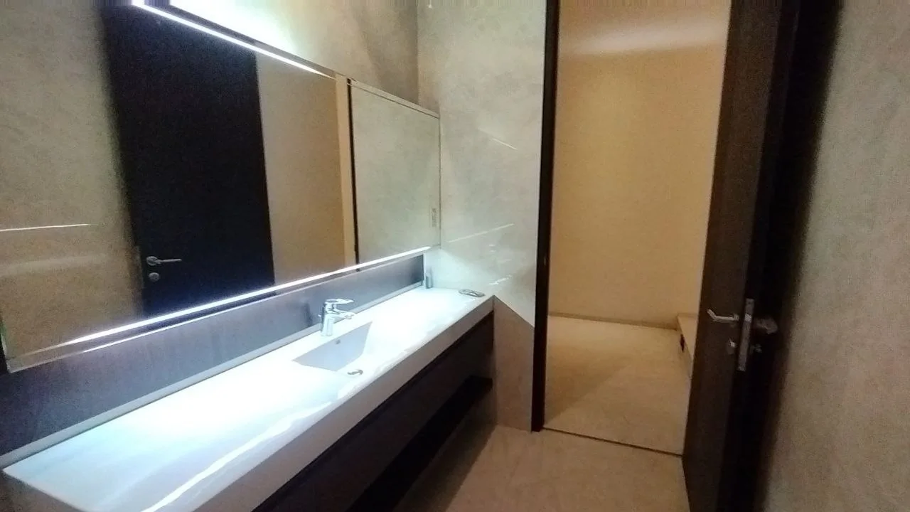 Dijual Rumah Baru Mewah Minimalis Modern di Kawasan Elite Perum Araya Surabaya Timur - Thumbnail 3