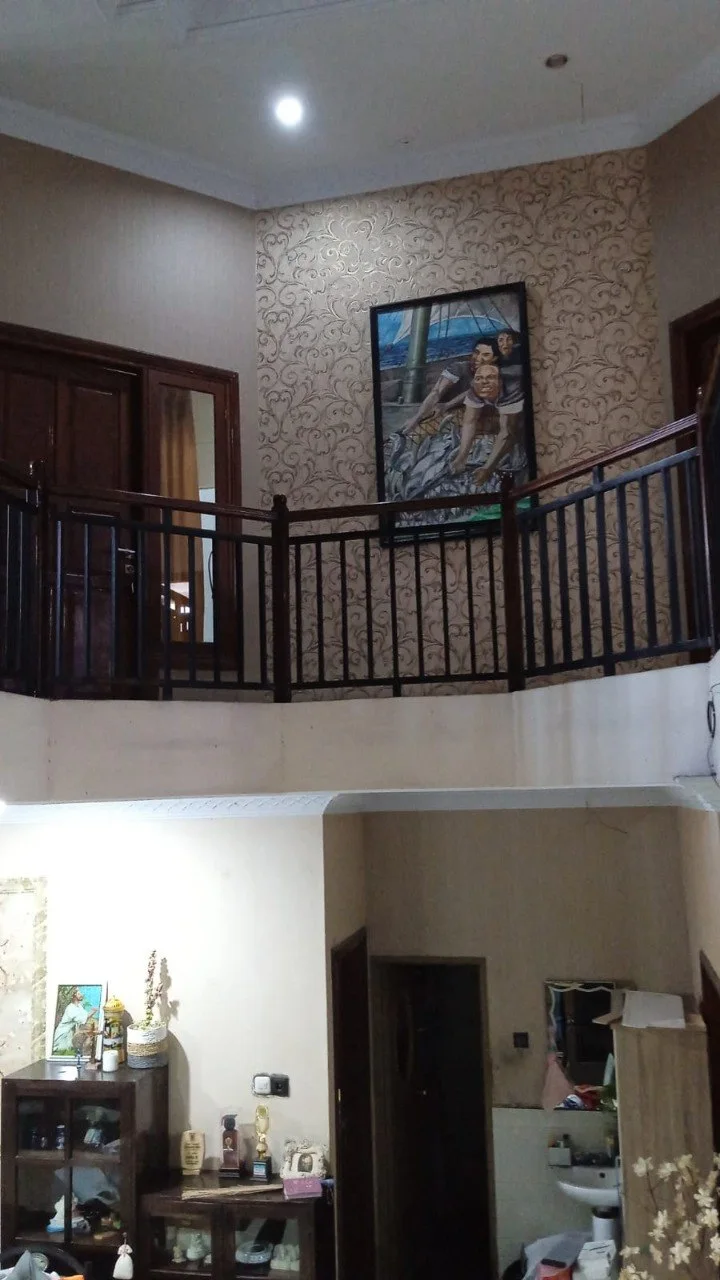 Dijual Rumah 2 Lantai di Kawasan Darmo Indah Asri, Surabaya Barat. - Thumbnail 2