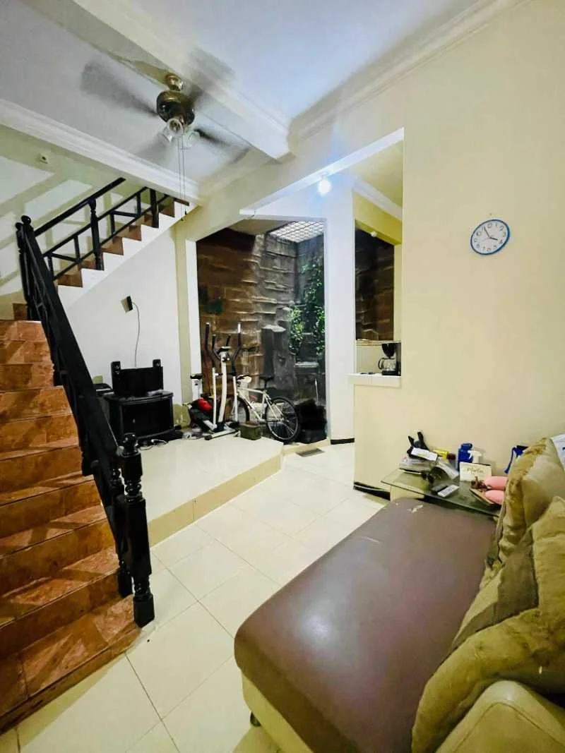Dijual Rumah 2 Lantai Siap Huni Kawasan Pucang Anom, Surabaya Timur - Thumbnail 4