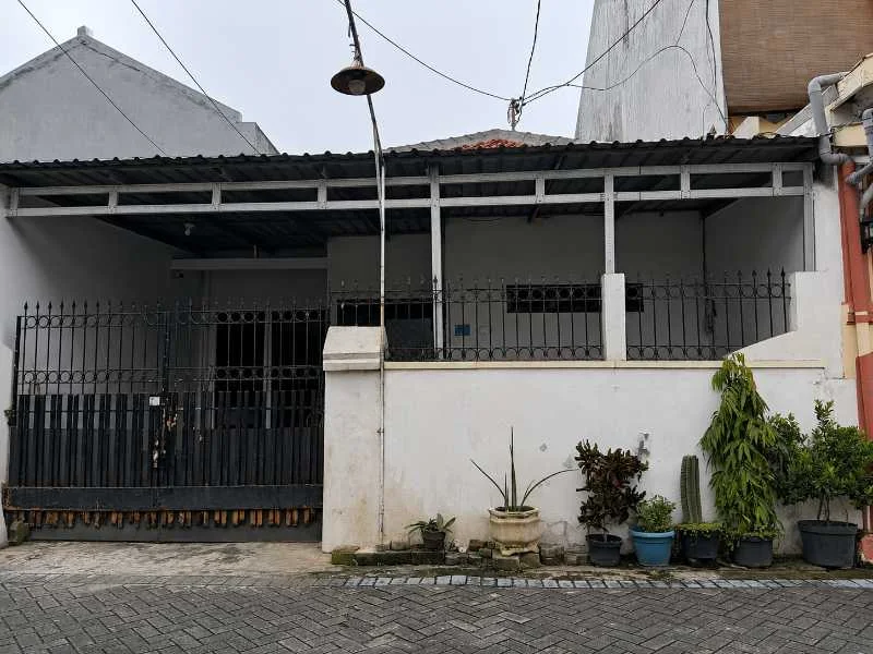 DIJUAL Rumah Luas & Strategis, Jantung Kota Pucang Anom, Surabaya Pusat