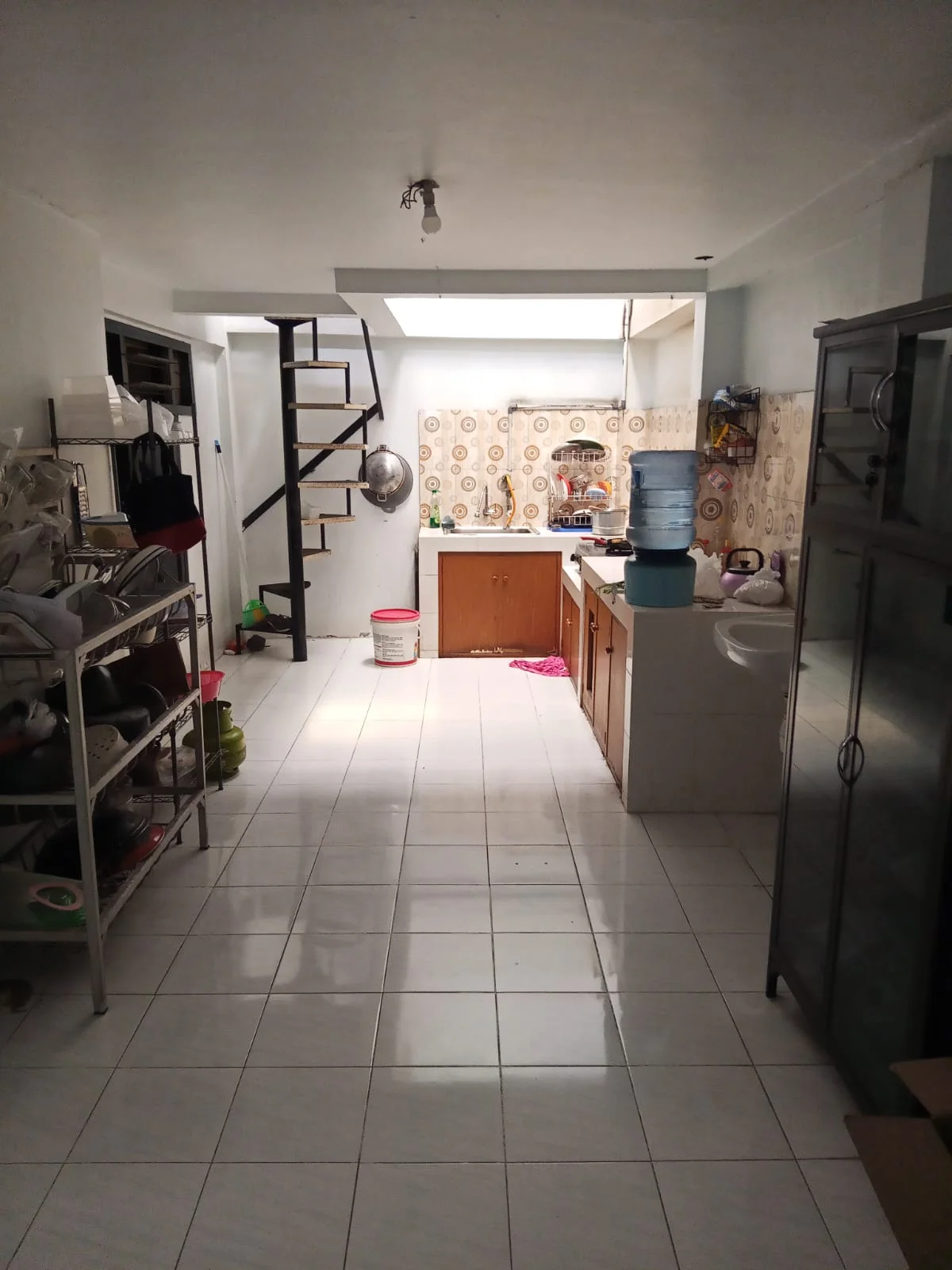 Dijual Rumah Luas & Strategis Pucang Anom, Surabaya Timur - Thumbnail 4