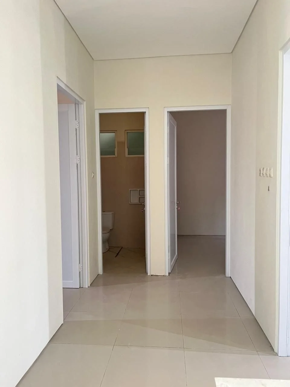 Disewakan Rumah Siap Huni di Perumahan Royal Residence Wiyung Surabaya Barat - Thumbnail 4
