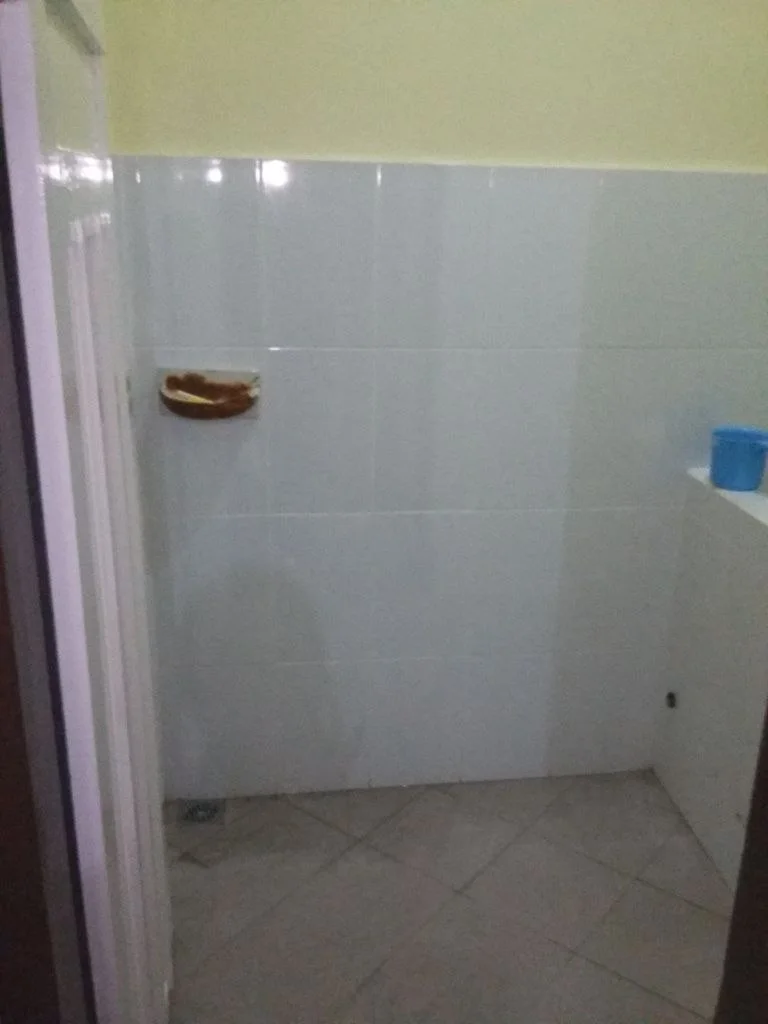 Disewakan Rumah Siap Huni di Jalan Bratang Binangun Surabaya Timur - Thumbnail 3
