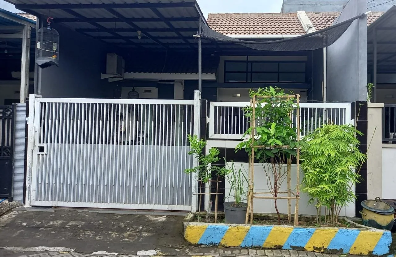 DIJUAL Rumah Siap Huni di Perumahan Palm Oasis Sememi, Benowo, Surabaya Barat