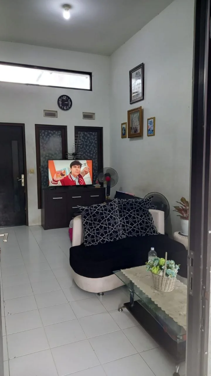 Dijual Rumah Siap Huni di Perumahan Palm Oasis Sememi, Benowo, Surabaya Barat - Thumbnail 3