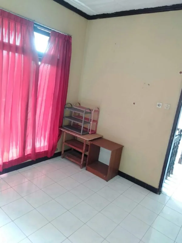 Dijual Rumah 2 Lantai Lokasi Super Strategis di Wisma Bungurasih, Waru, Sidoarjo - Thumbnail 2