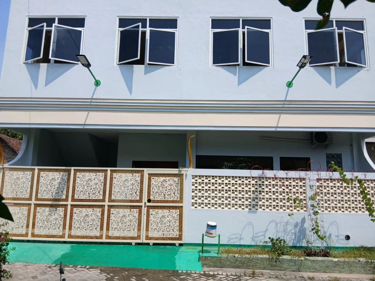 DIJUAL Rumah 2 Lantai Dekat Tol Surabaya–Malang – Gempol, Pasuruan