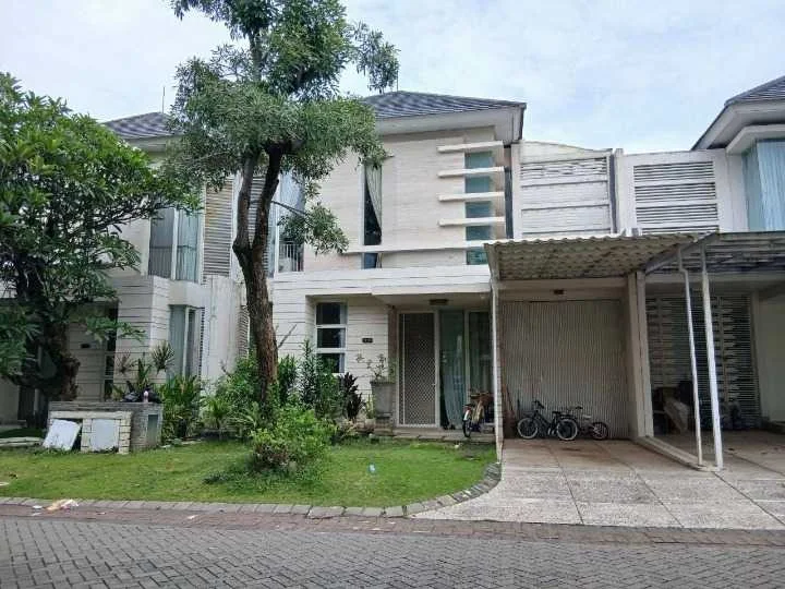 Dijual Rumah Siap Huni di Malibu Beach Pakuwon City Surabaya Timur