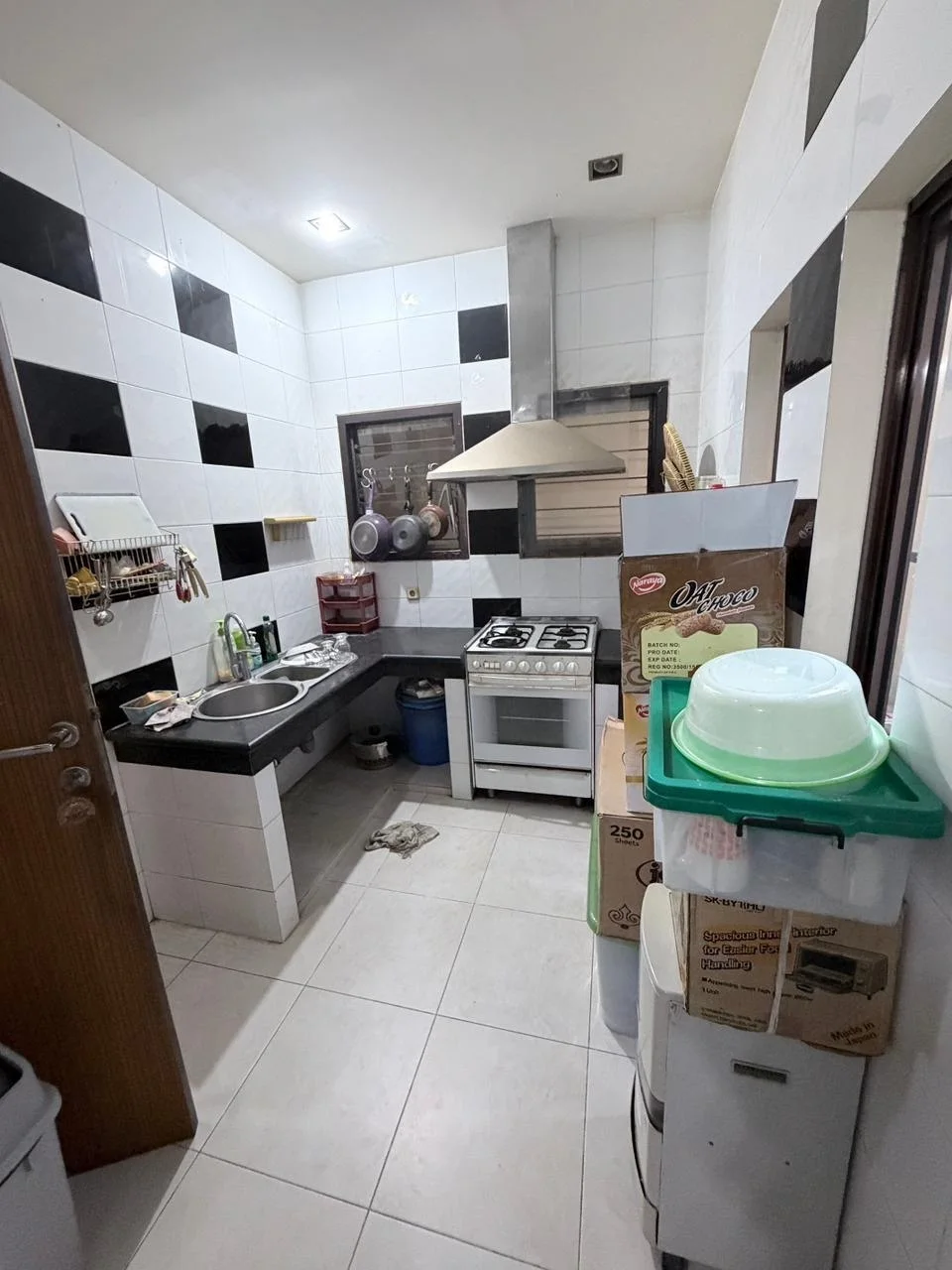 Dijual Rumah Strategis Siap Huni di Citraland Puri Widya Kencana Surabaya Barat - Thumbnail 8